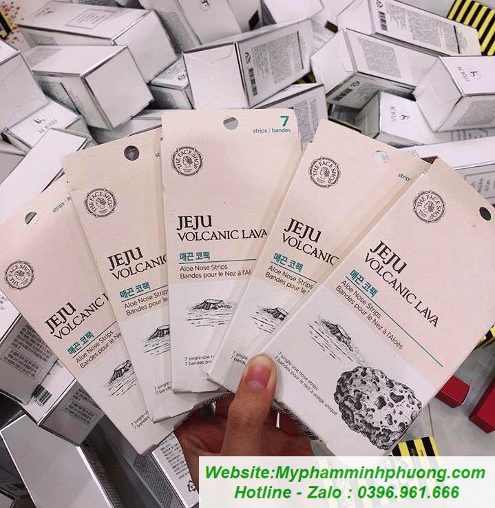 Mieng-lot-mun-mui-the-face-shop-jeju-volcanic-lava-aloe-nose-strip-719x737