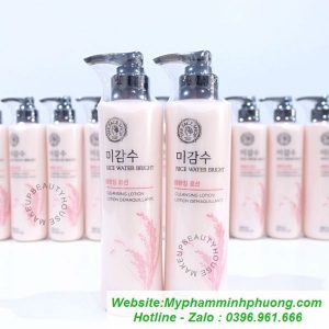 tay-trang-gao-voi-rice-water-bright-cleansing-milk-the-face-shop-3