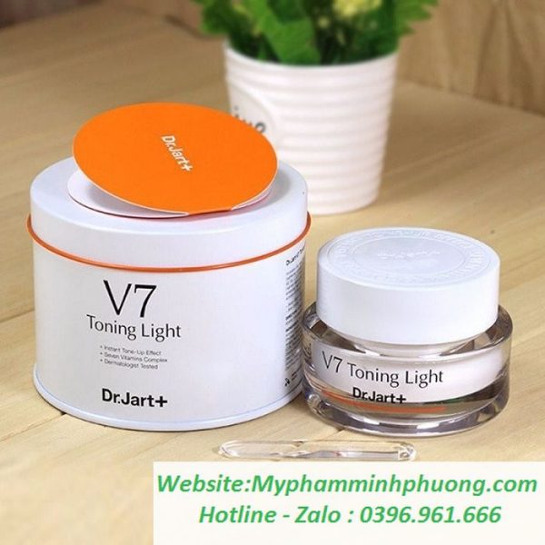 kem-duong-trang-tai-tao-da-V7-TONING-LIGHT-han-quoc-700x700