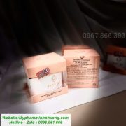 mặt trước và sau của kem rmon